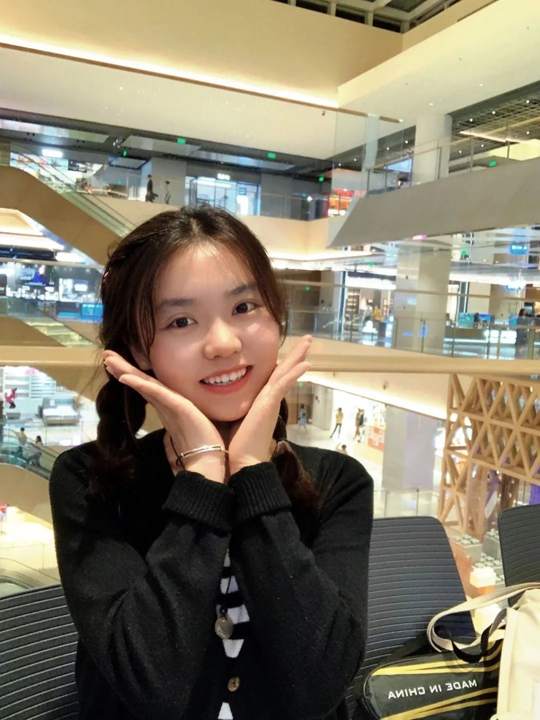 曹翠华：在书山学海中追寻曙光